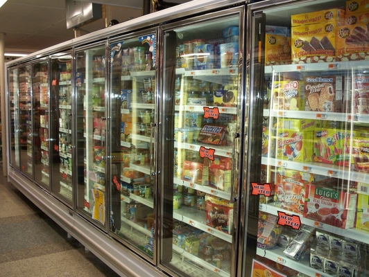 Ανοικτό ψυγείο Multideck αυτοεξυπηρετήσεων όρθιο, αντιμετωπισμένο γυαλί ψυγείο με το κυρτό γυαλί