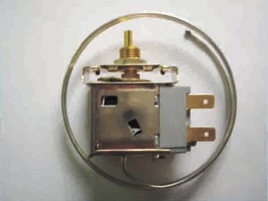Προσαρμοσμένες θερμοστάτες PFN150M-02 ψυκτήρων θερμοστατών σειράς Saginomiya μήκους στοιχείων 500mm αισθαμένος