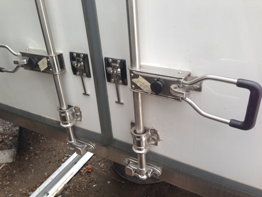 Εμπορικά φορτηγά Refrigerator Freezer Van Box Truck καθήκοντος HOWO ελαφριά για το κρέας